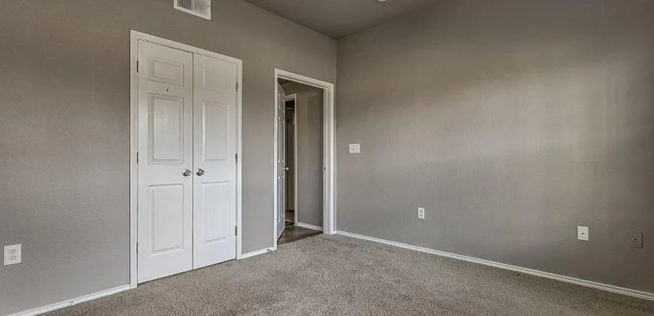 217 Harris Dr - Photo 4 of 16
