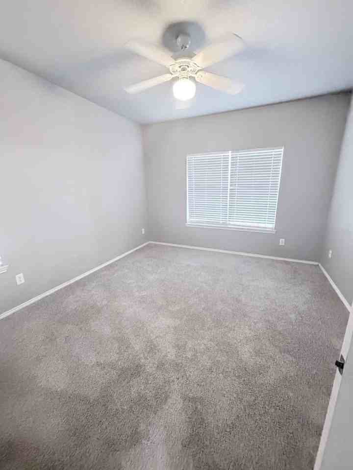217 Harris Dr - Photo 7 of 16
