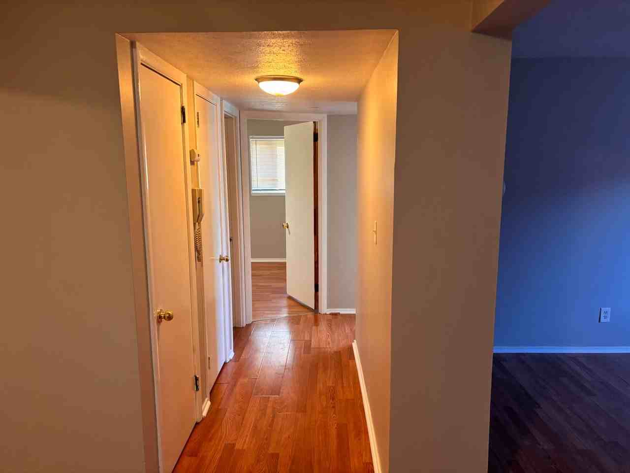 105 Solon Rd - Photo 5 of 10