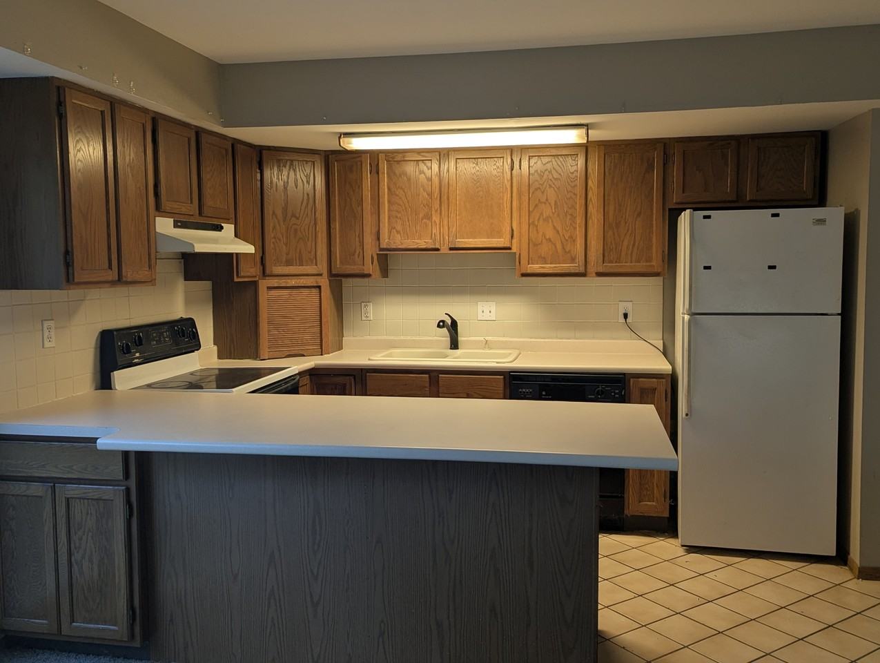 3621 Kenbrooke Ct #1 - Photo 3 of 8