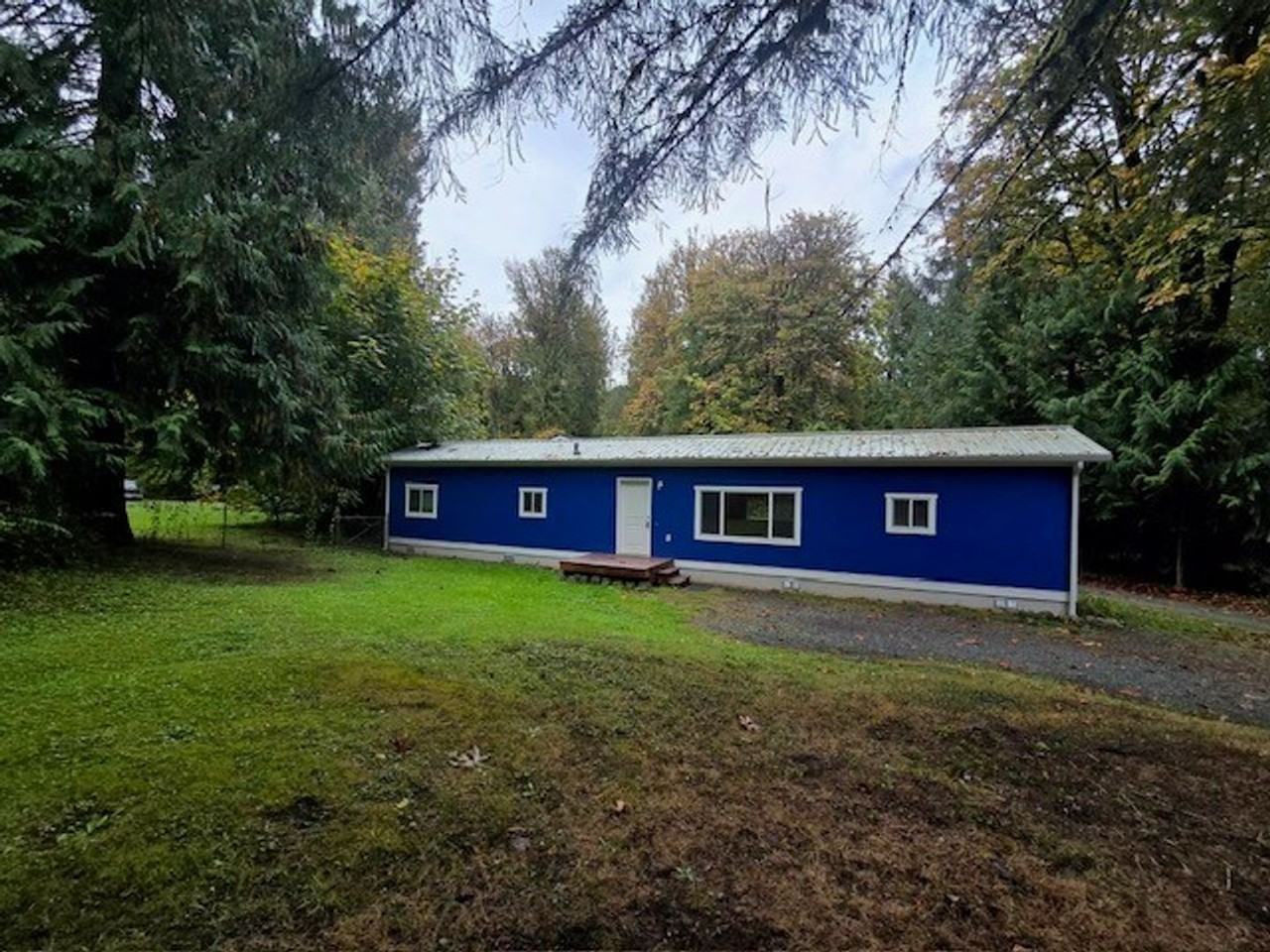 44217 Leonard Rd - Photo 2 of 20