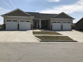 2716 London Dr - Photo 1 of 1