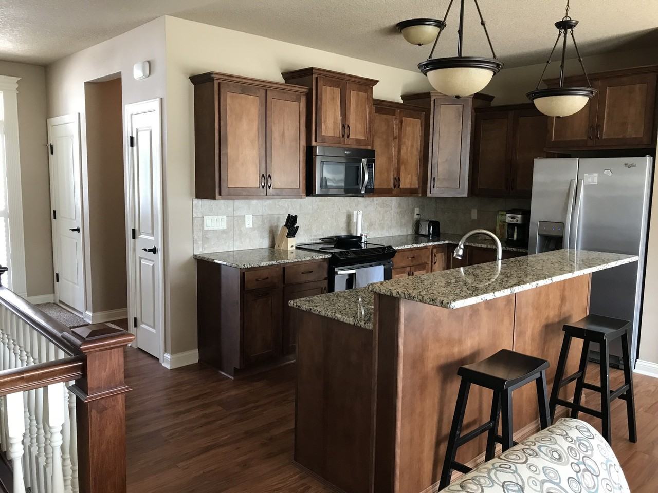 2716 London Dr - Photo 3 of 15