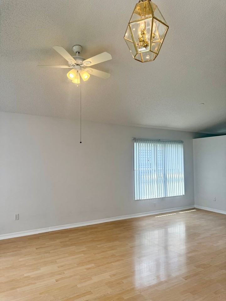 2715 Barnsley Ln - Photo 6 of 22