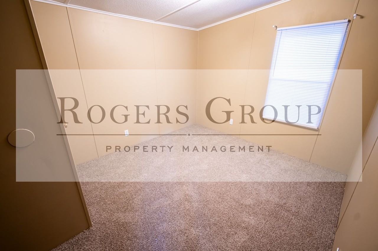 195 Tower Ln - Photo 6 of 9