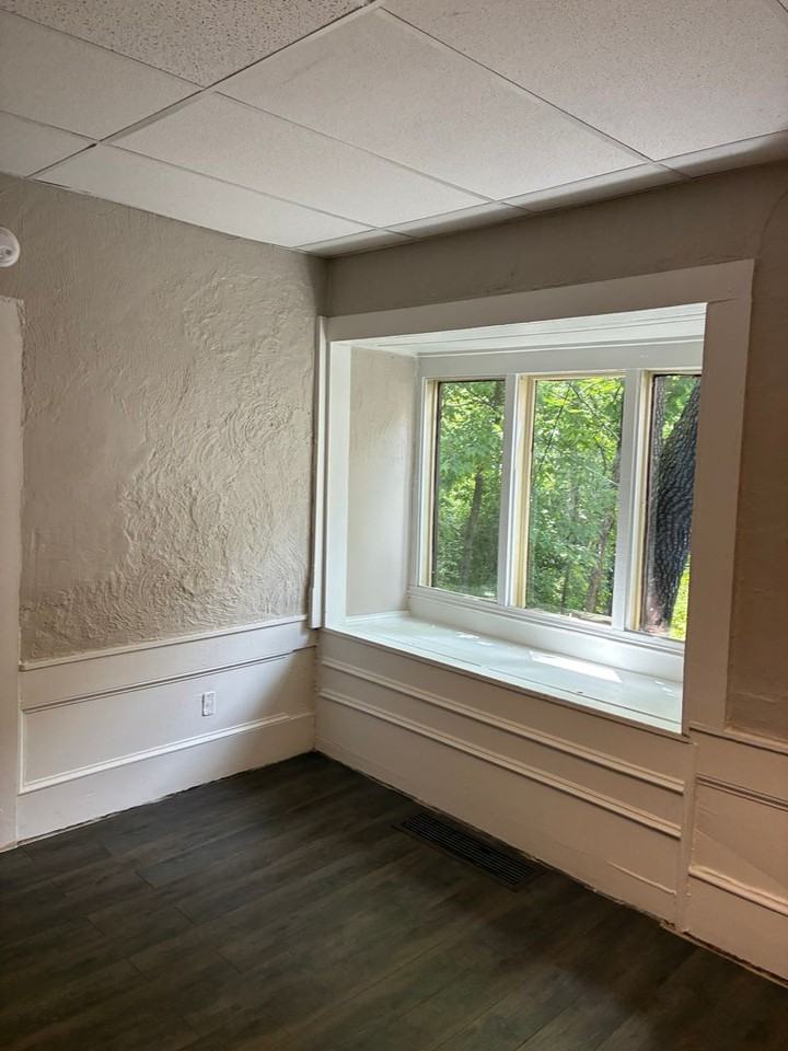 514 E 2nd St - Photo 5 of 20