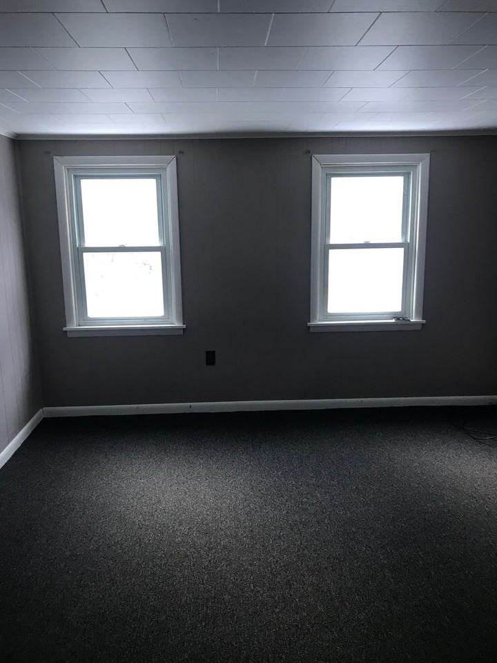 511 E Abbott St - Photo 3 of 12