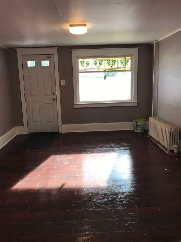511 E Abbott St - Photo 4 of 12