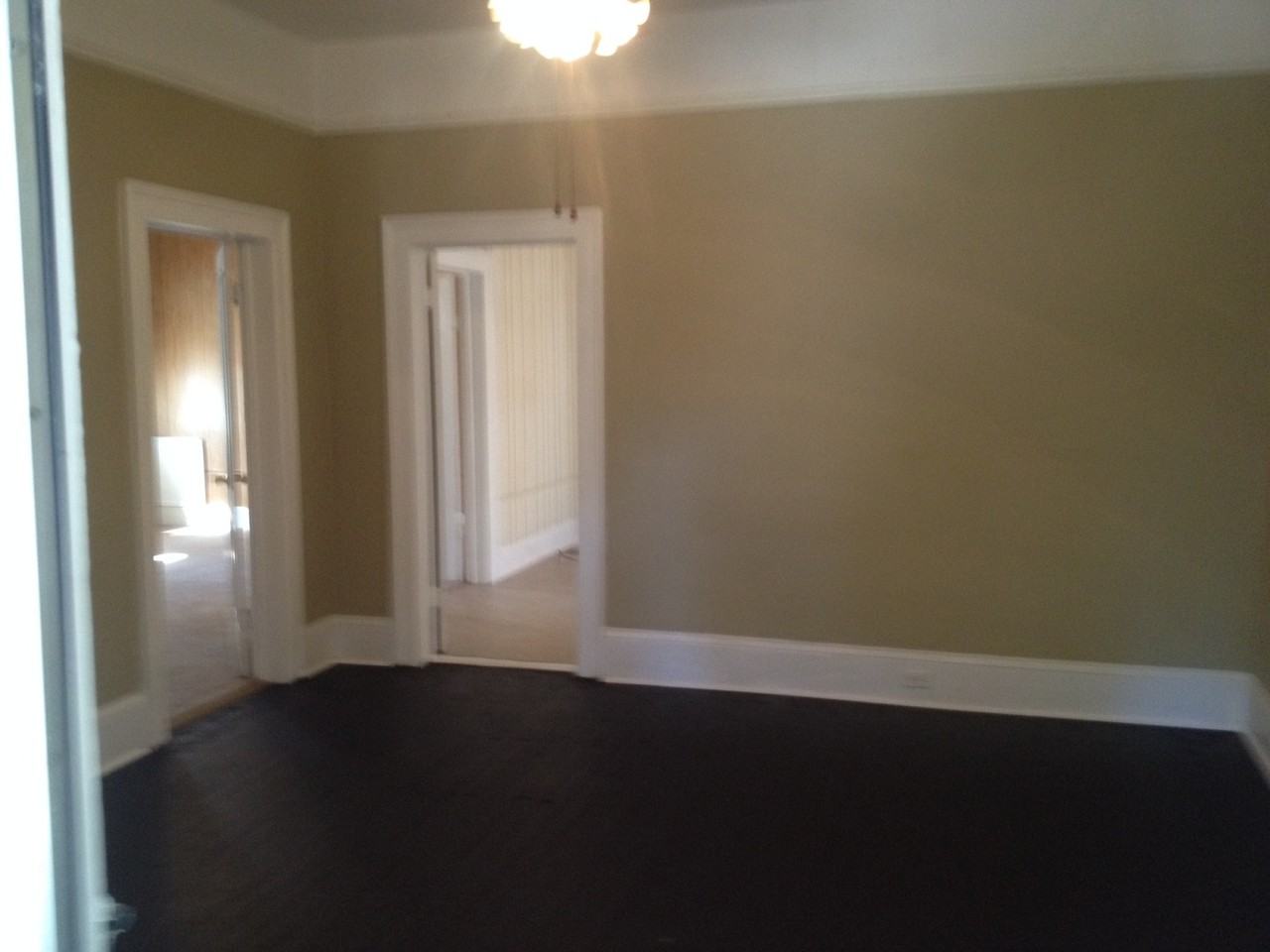 603 25th St - Photo 2 of 8