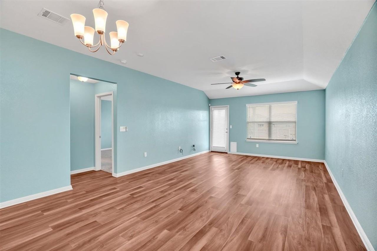 1425 Fairhaven Gtwy - Photo 7 of 21