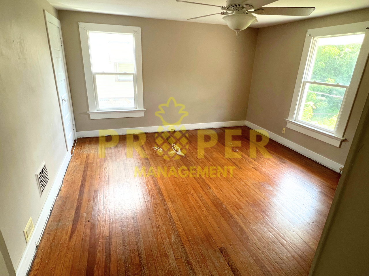 36 Sandhurst Dr - Photo 5 of 12