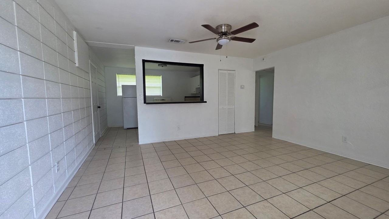 751 Fairmount Rd - Photo 2 of 8