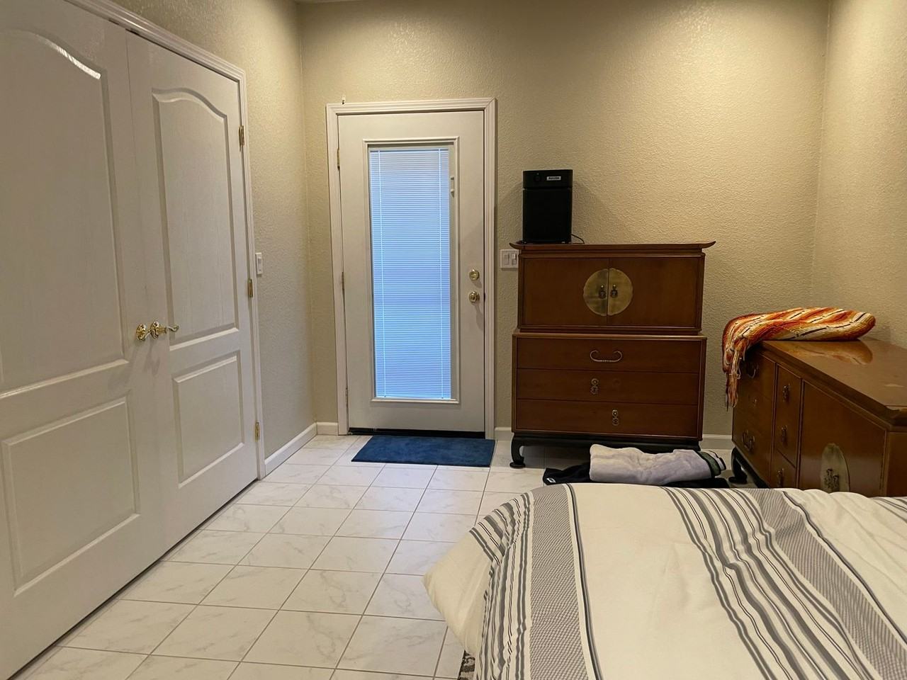 10850 Longhorn Dr - Photo 5 of 7
