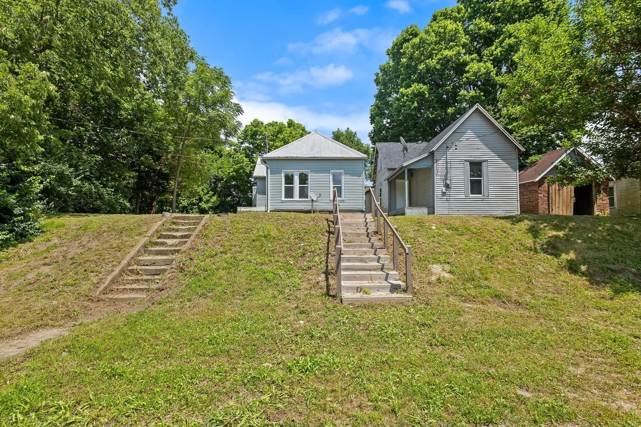 321 S Main St - Photo 5 of 18
