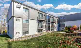 featured image of 150 E Broadway St