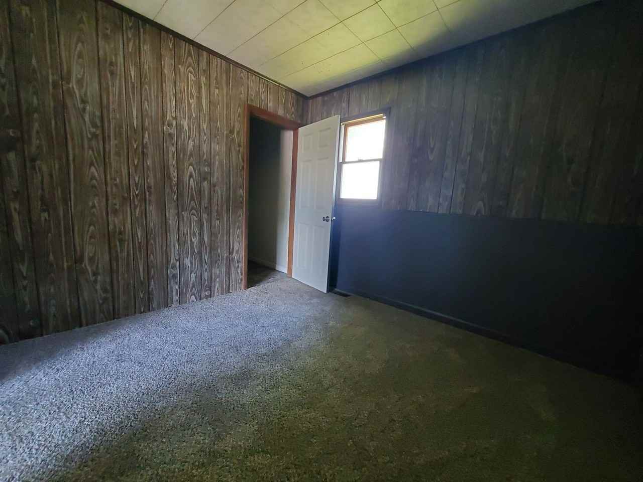 203 N 11th St - Photo 4 of 7