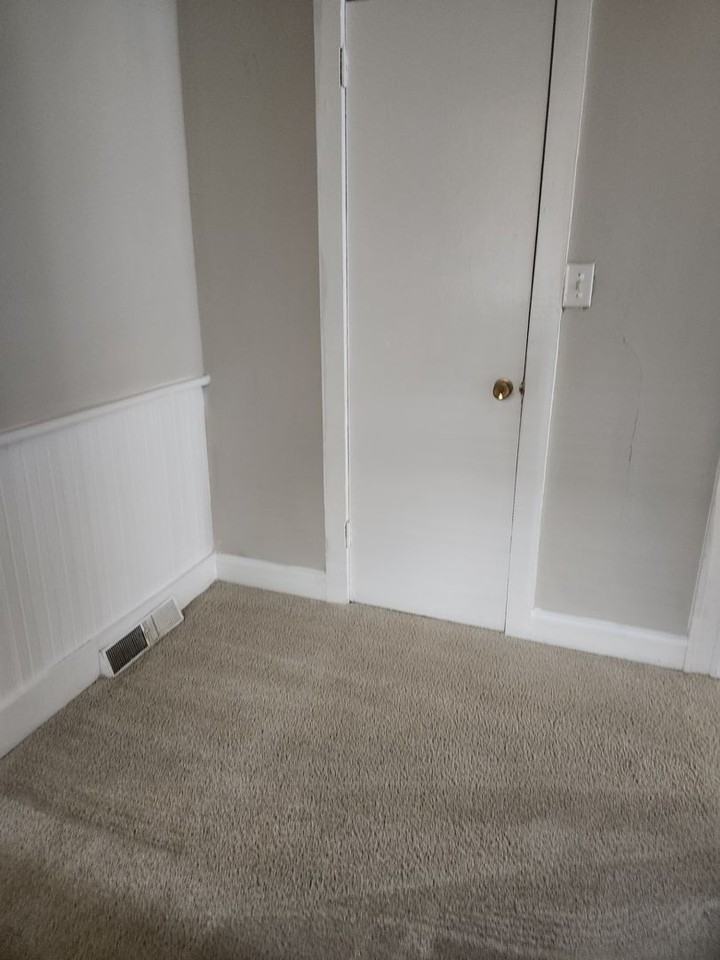 1016 Oak St - Photo 6 of 6