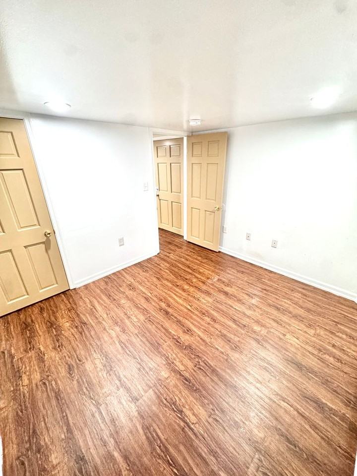 1540 Liberty St - Photo 5 of 11