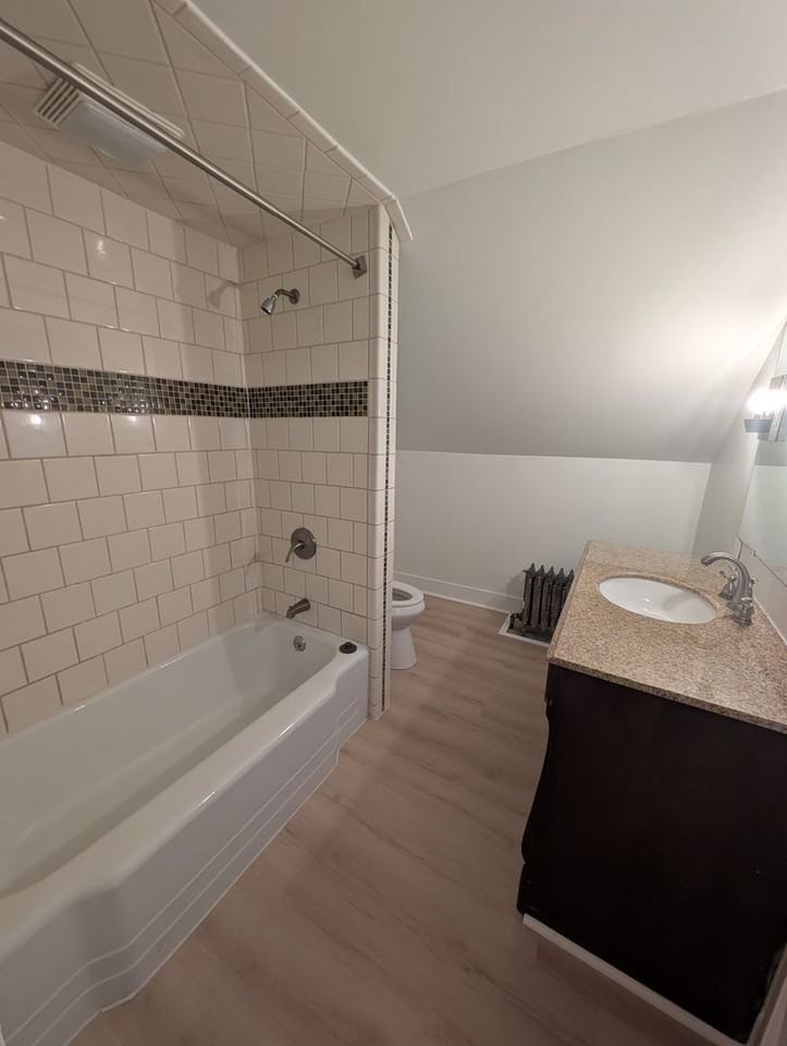 107 Merritt Ave - Photo 5 of 11