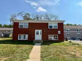 featured image of 215 Lindell Dr