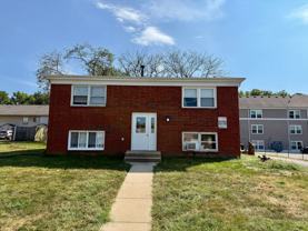 215 Lindell Dr - Photo 1 of 1