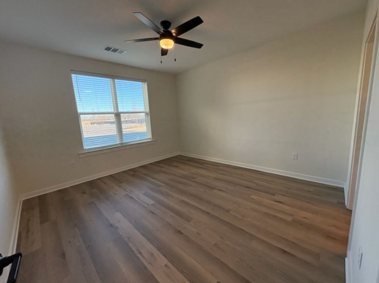 The Flats At Delta Landing BLDG 3 - Photo 5 of 9