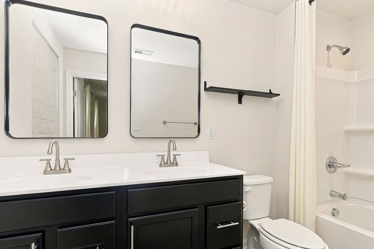 226 London Ave - Photo 7 of 10