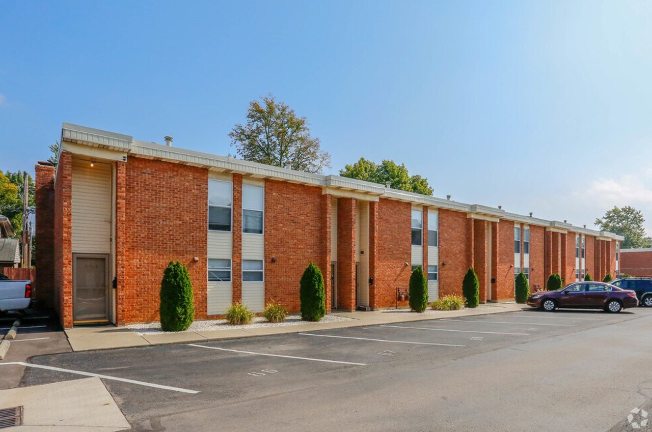 Patterson House Apartments - Photo 2 of 22