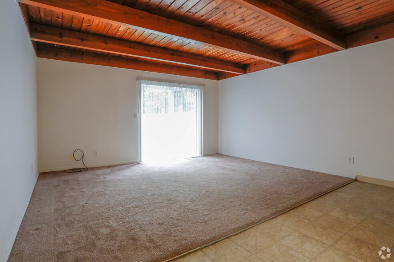 Patterson House Apartments - Photo 3 of 22