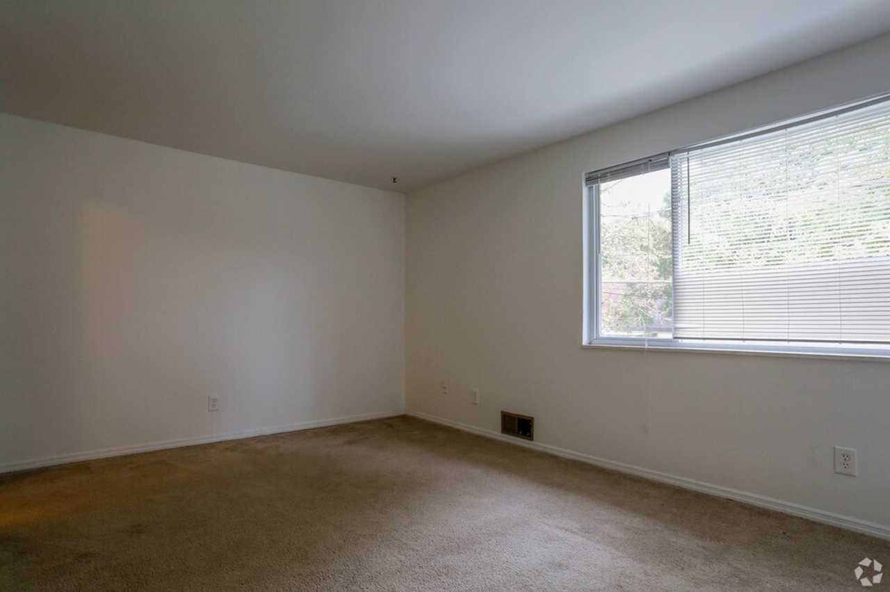 Patterson House Apartments - Photo 6 of 22