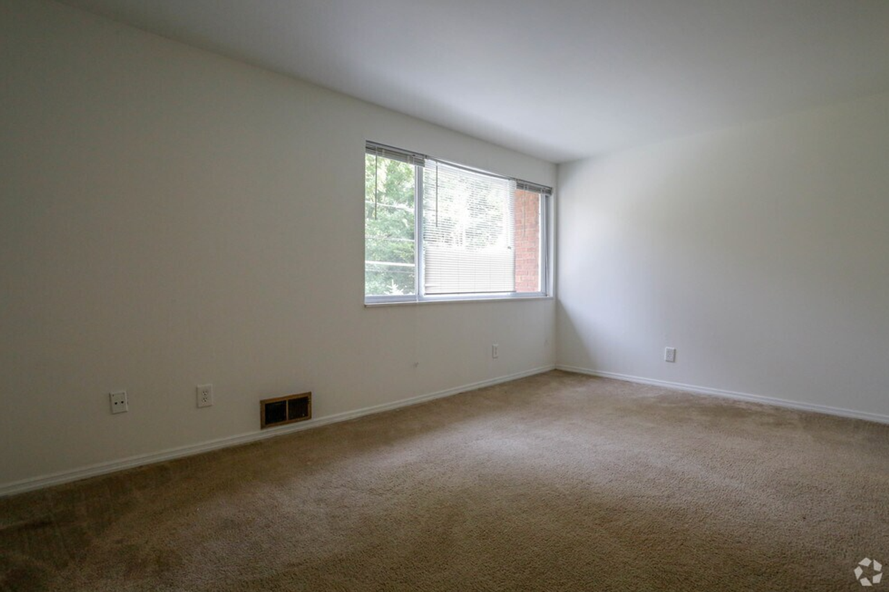 Patterson House Apartments - Photo 7 of 22