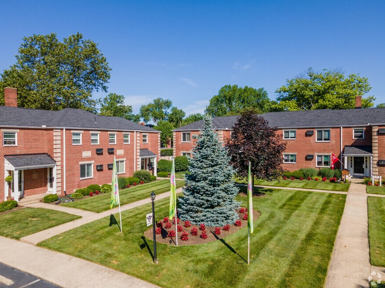 Historic Sycamore Square - Photo 2 of 26