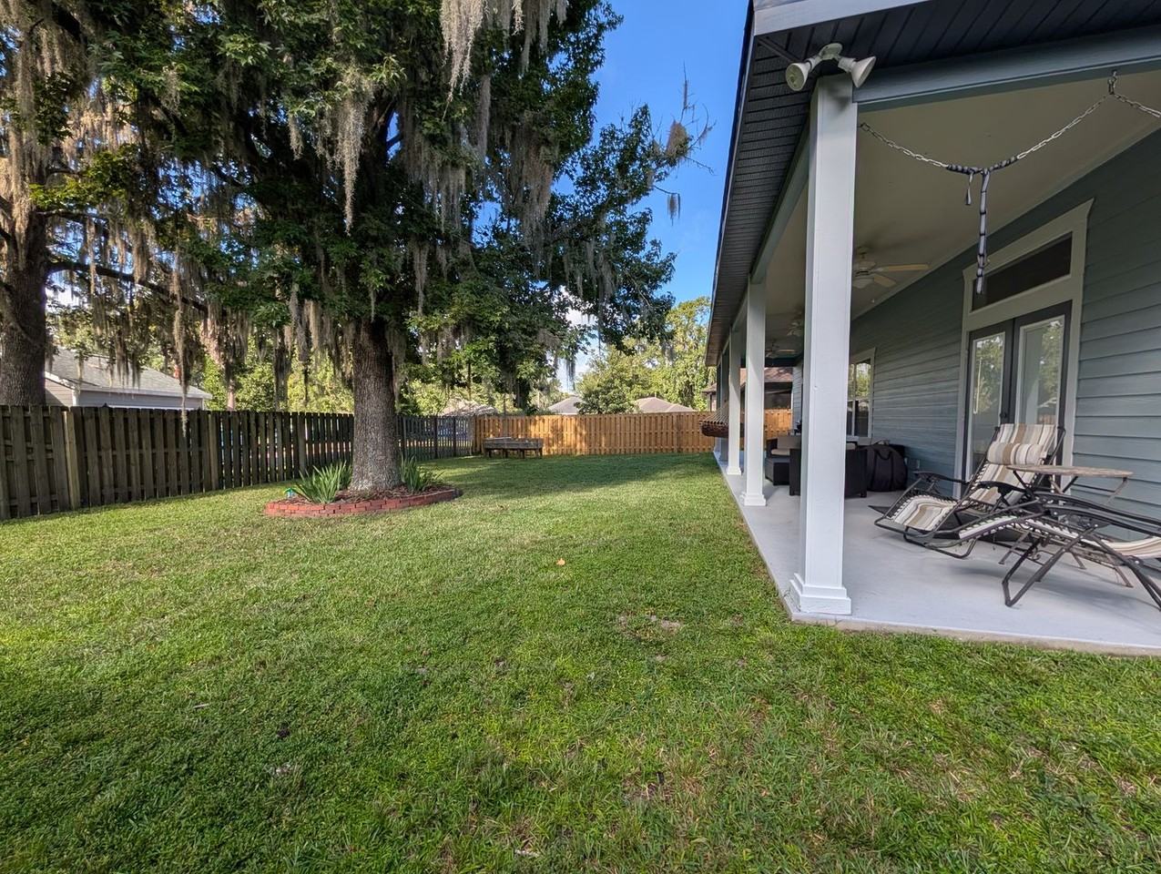 7107 Nw 121st Ave - Photo 6 of 25