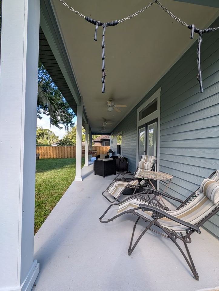 7107 Nw 121st Ave - Photo 7 of 25