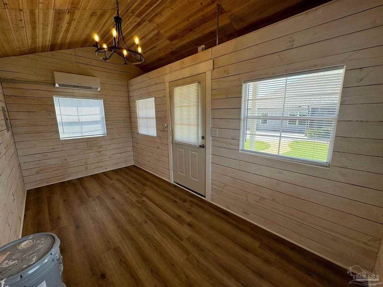 1924 Refuge Cir - Photo 4 of 46