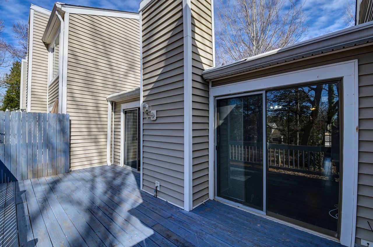 103 Leeward Rd - Photo 5 of 27