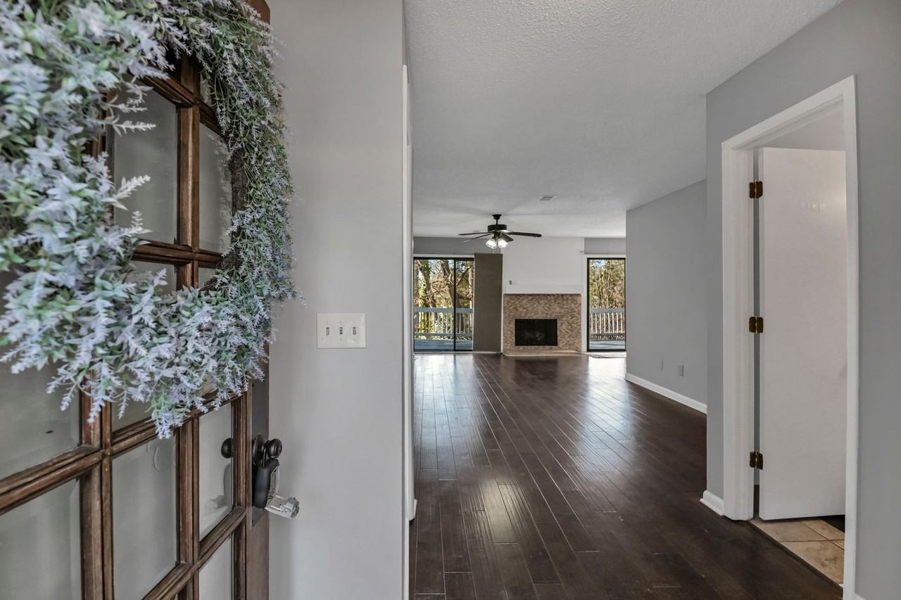 103 Leeward Rd - Photo 7 of 27