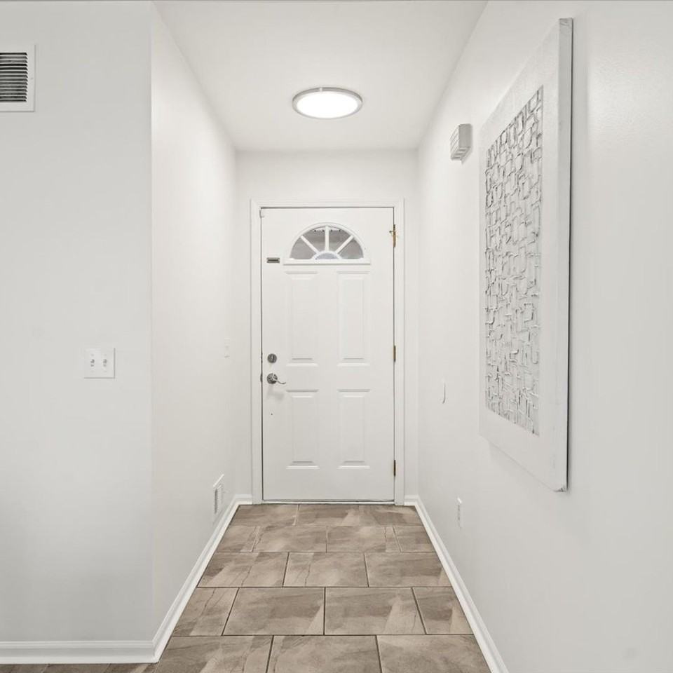 13416 Mcguire St - Photo 2 of 26