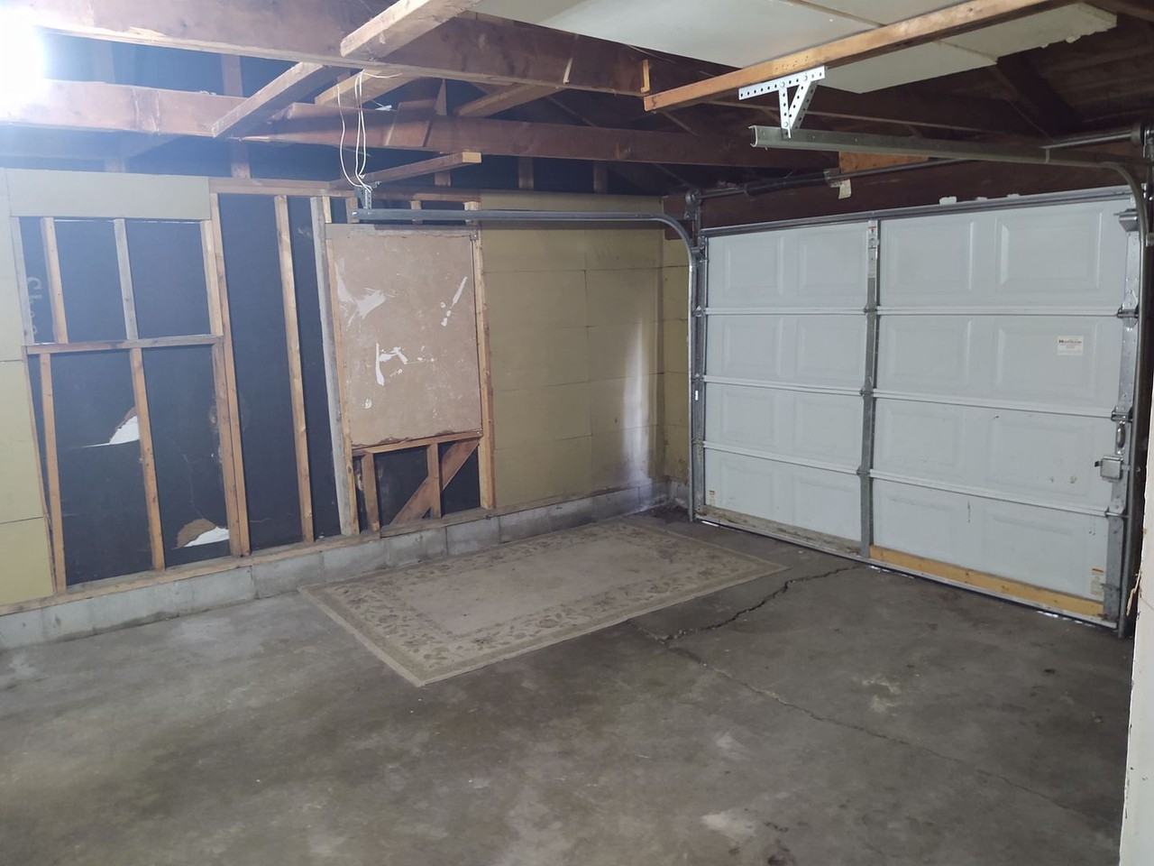 8403 E 42nd St - Photo 5 of 9