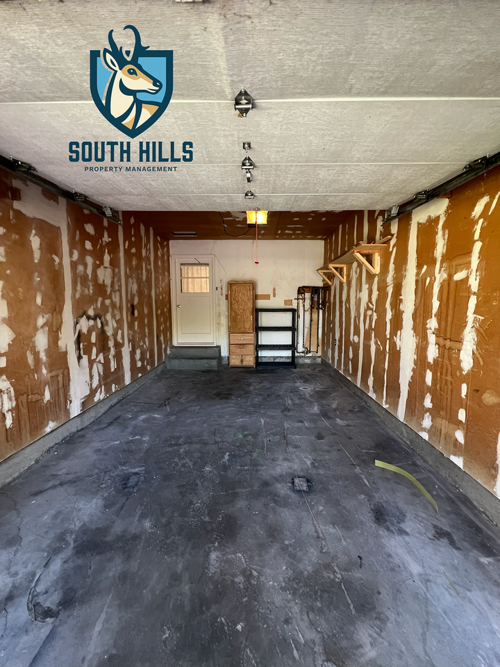 216 Ostrander St N - Photo 6 of 25