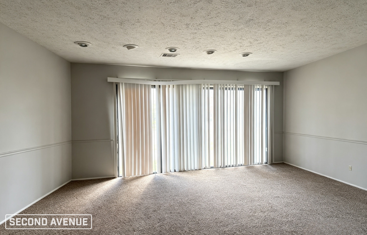 16211 Bowridge Ln - Photo 2 of 12