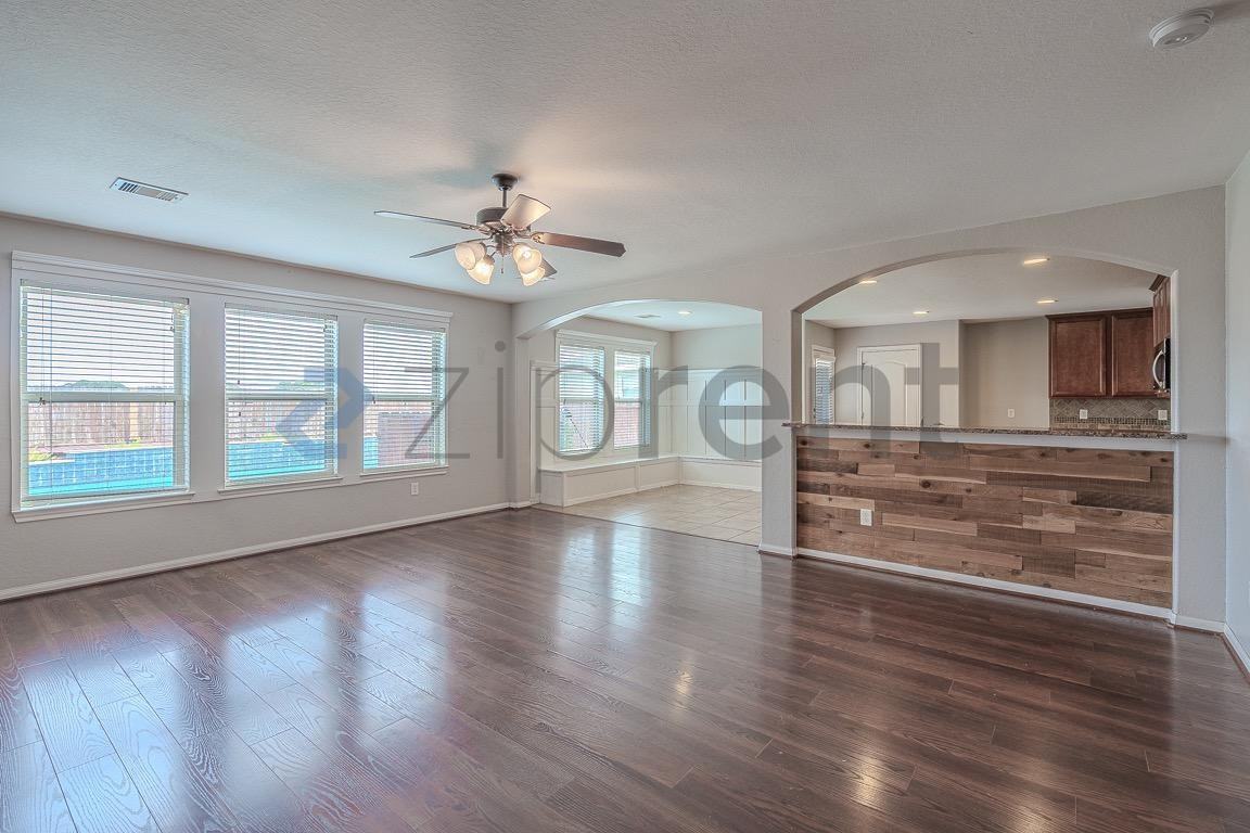 11419 Elizabeth Brook Dr - Photo 7 of 33