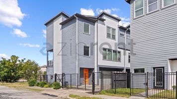featured image of 3311 Baer St