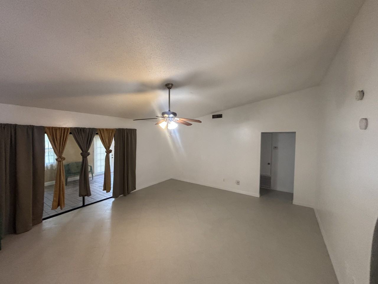 7667 Havenford Ct #1 - Photo 3 of 15