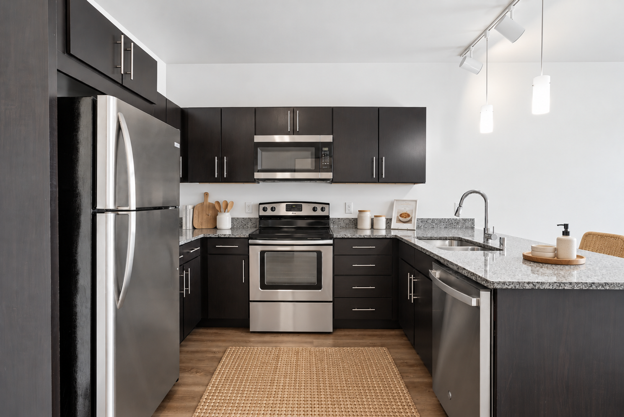 Freshwater Plaza Apartments - Photo 2 of 42