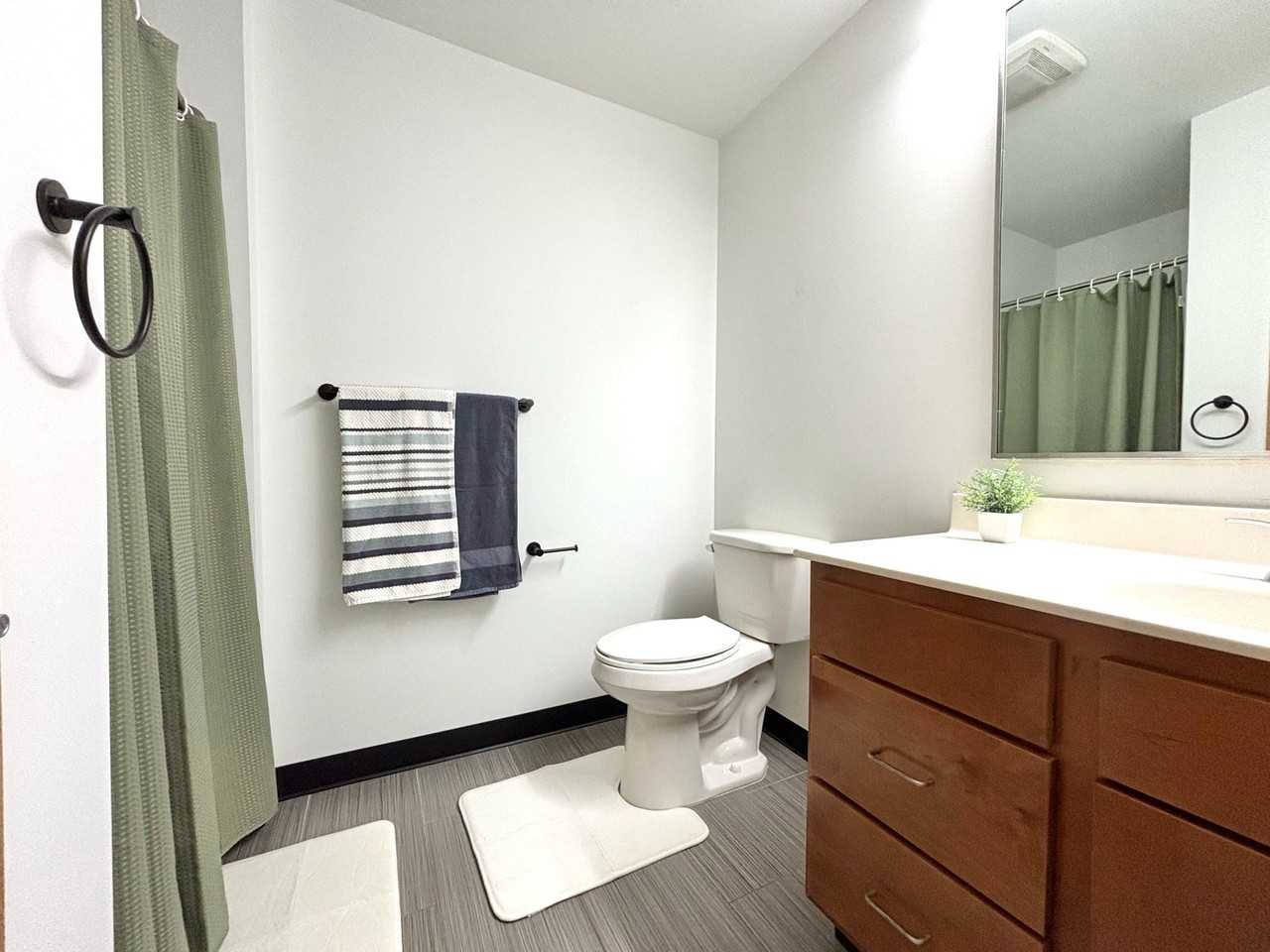 Waterfront Apartments - Photo 6 of 50