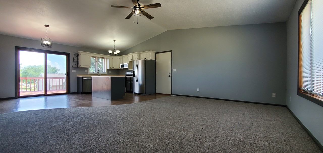 3137 33rd Ave Sw #1 - Photo 2 of 28