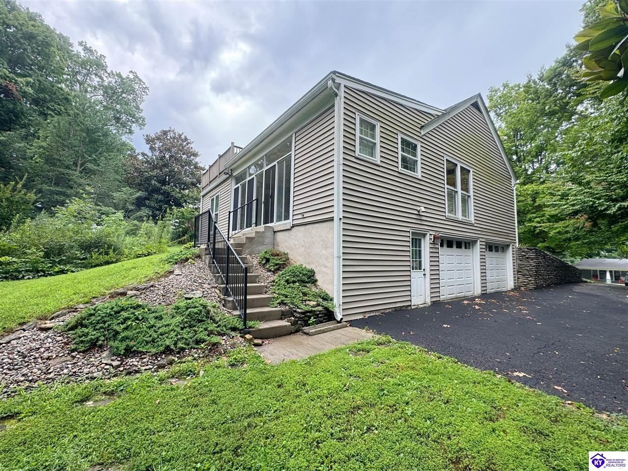 717 Sunrise Ln #1 - Photo 2 of 9