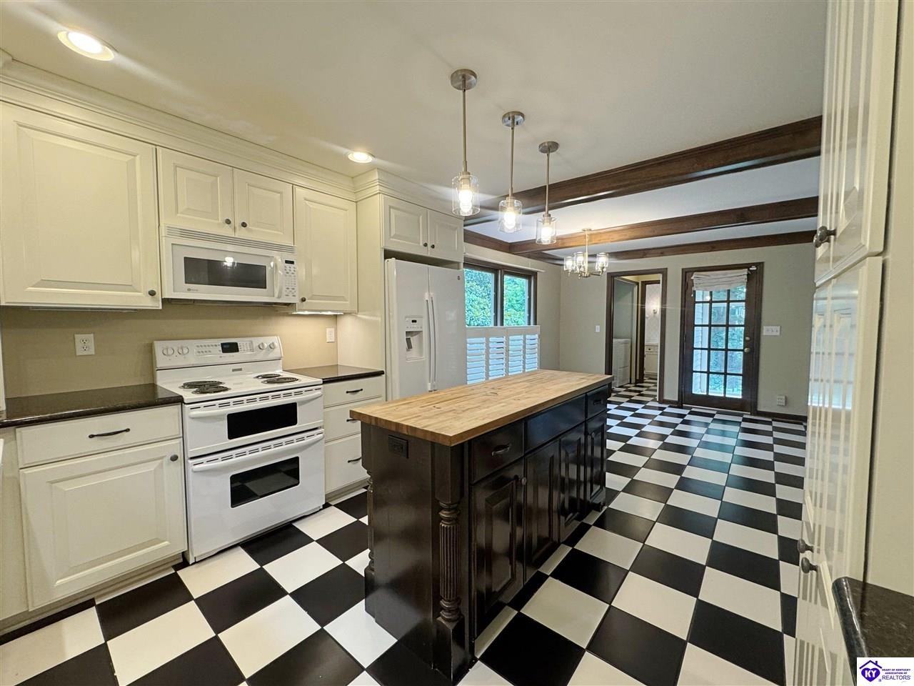 717 Sunrise Ln #1 - Photo 5 of 9
