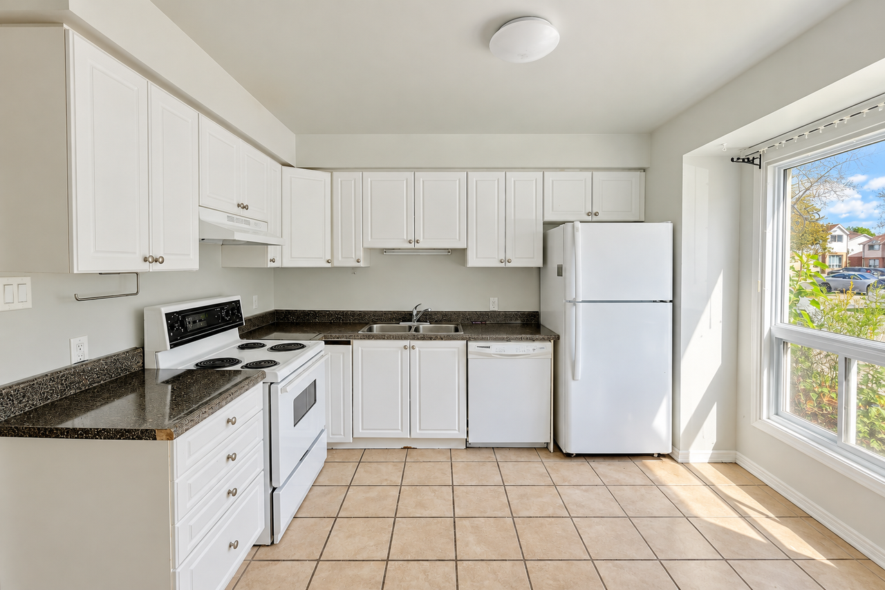 126 Belmont Drive #17 - Photo 3 of 19